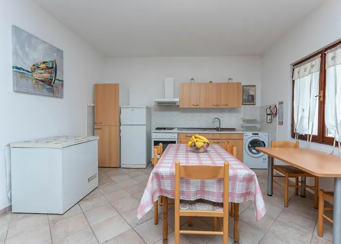 Front Apartmán Sveti Filip i Jakov