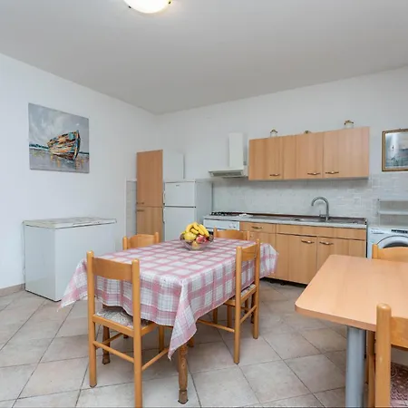 Apartment Front In Sveti Filip i Jakov